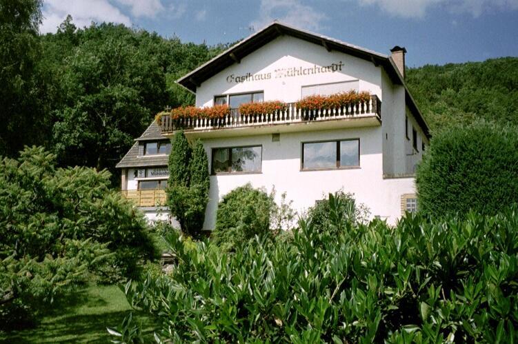 Pension Muehlenhardt Herschbroich エクステリア 写真